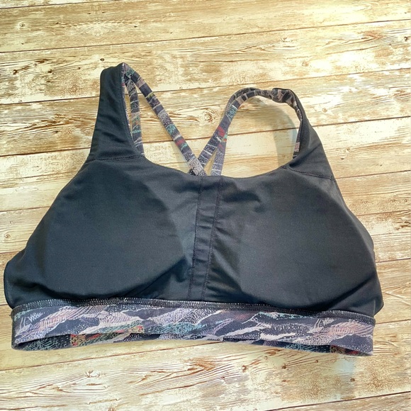 lululemon Energy Bra Mini Sweatr Multi Strappy size 8 - Picture 5 of 10